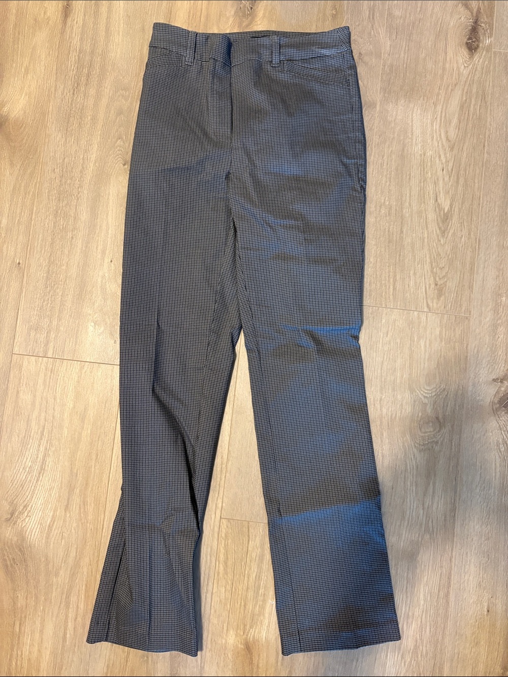 Last price $10 Sz 6 Women’s Straight-Leg Dress Pants in Navy Houndstooth